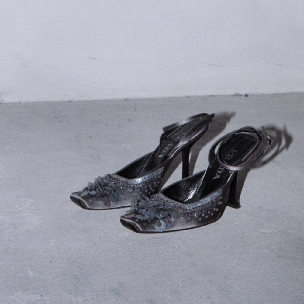 Vintage 1999 Sequin Prada Slingbacks (size EU 37 / US 7) - Picture 14 of 16